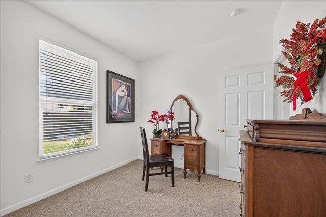 337 Village Drive, Dinuba, CA 93618