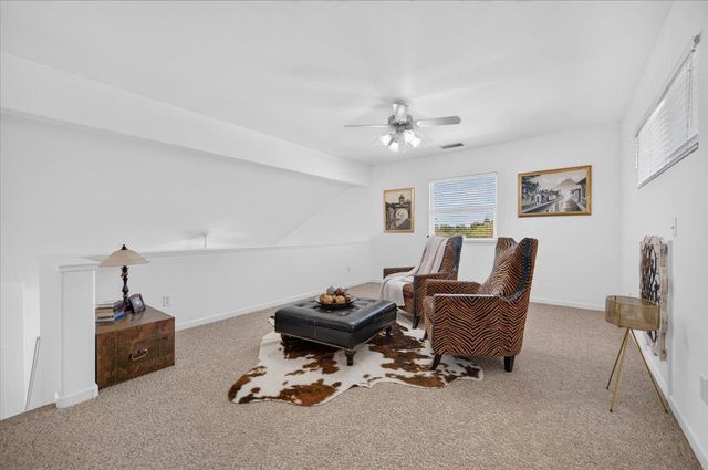 337 Village Drive, Dinuba, CA 93618