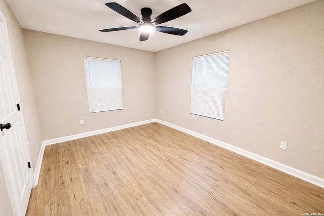 215 E Lubbock, San Antonio, TX 78204