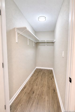 215 E Lubbock, San Antonio, TX 78204