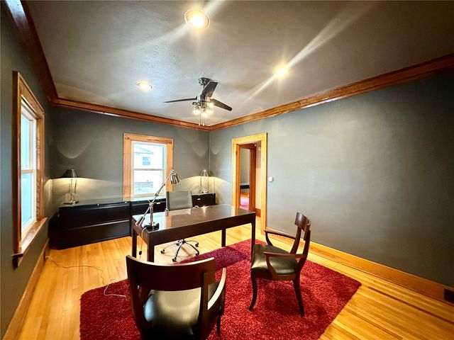 605 8th Avenue, Marion, IA 52302