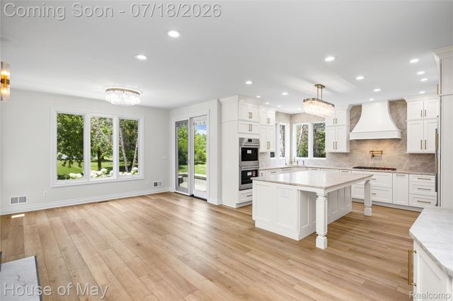 6411 Lapham Court, Salem Township, MI 48170