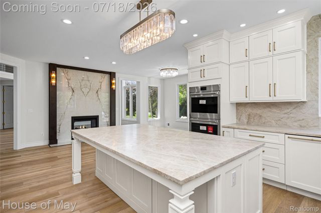 6411 Lapham Court, Salem Township, MI 48170