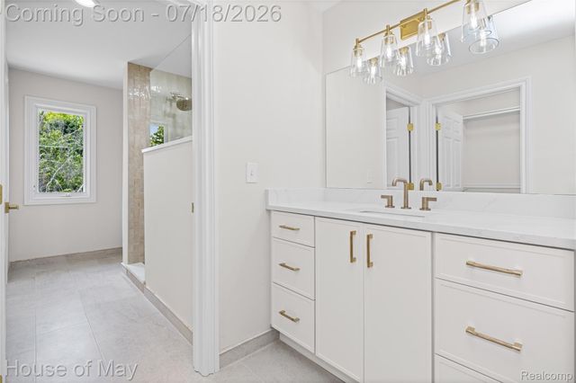 6411 Lapham Court, Salem Township, MI 48170