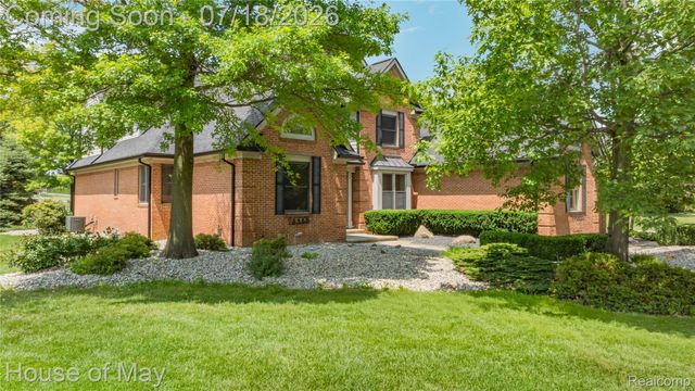 6411 Lapham Court, Salem Township, MI 48170