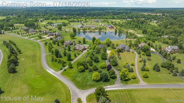6411 Lapham Court, Salem Township, MI 48170