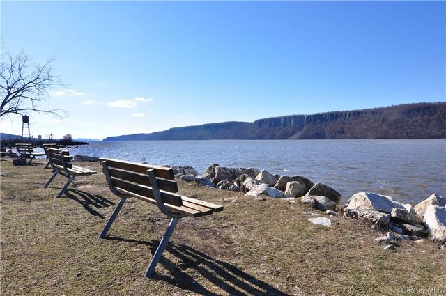 1 S Astor Street 302, Irvington, NY 10533