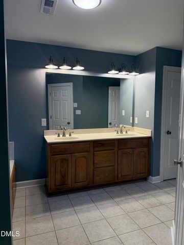 1201 Torchlight Way, Raleigh, NC 27603