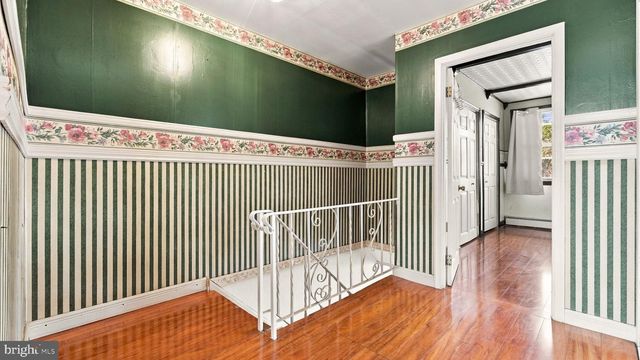 10025 S CANTERBURY RD, Philadelphia, PA 19114