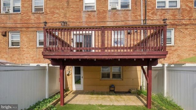 10025 S CANTERBURY RD, Philadelphia, PA 19114