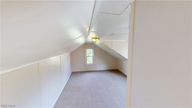 34 W Lewis Street, Struthers, OH 44471