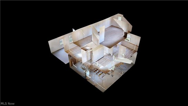 34 W Lewis Street, Struthers, OH 44471
