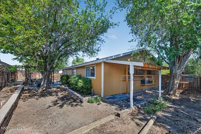 409 Sierra Street, Fernley, NV 89408