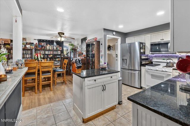 409 Sierra Street, Fernley, NV 89408