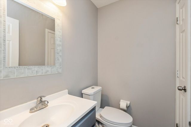 12480 Traverse Place, Fishers, IN 46038