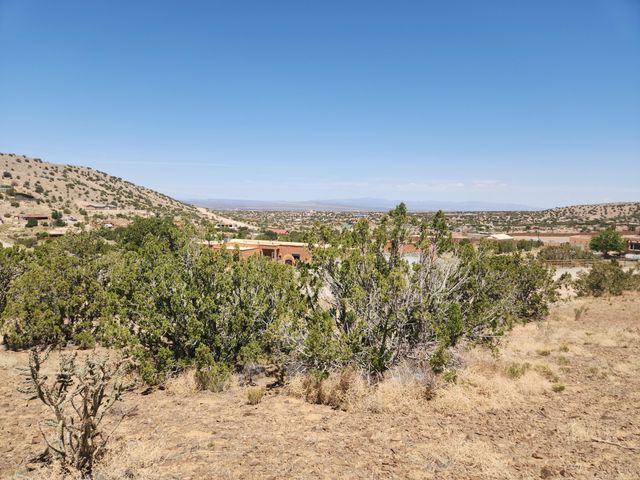4 CHARLOTTE LN, Placitas, NM 87043