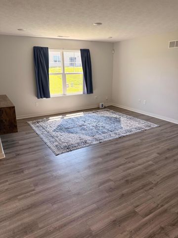 3040 Wyntree Drive, Columbus, OH 43232