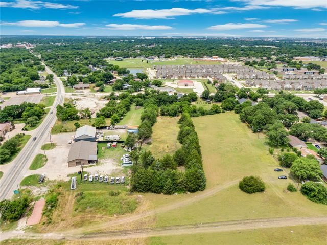 200 Graham Street, Waxahachie, TX 75165