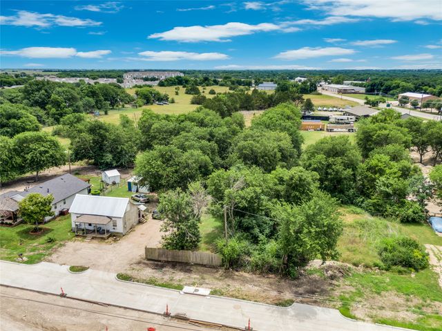 200 Graham Street, Waxahachie, TX 75165