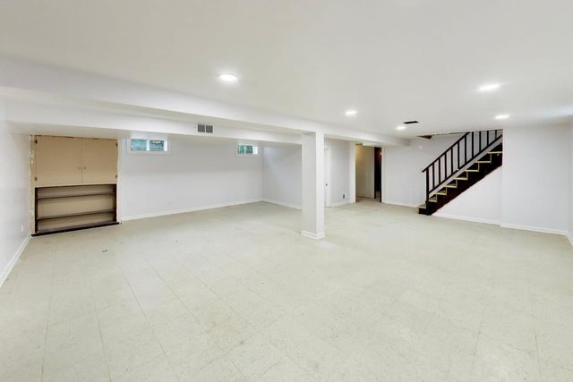 5142 Jarlath Avenue, Skokie, IL 60077