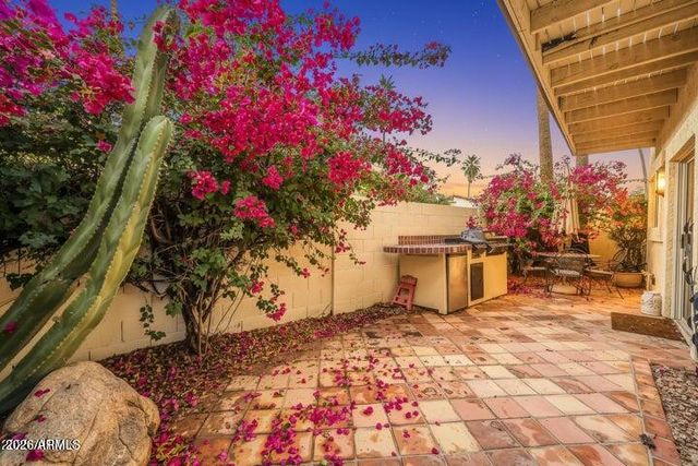 8841 S 51ST Street 1, Phoenix, AZ 85044