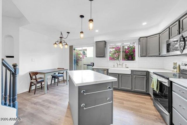 8841 S 51ST Street 1, Phoenix, AZ 85044