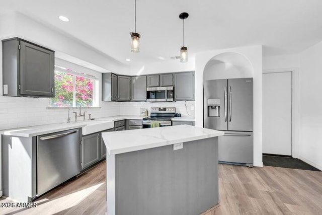 8841 S 51ST Street 1, Phoenix, AZ 85044