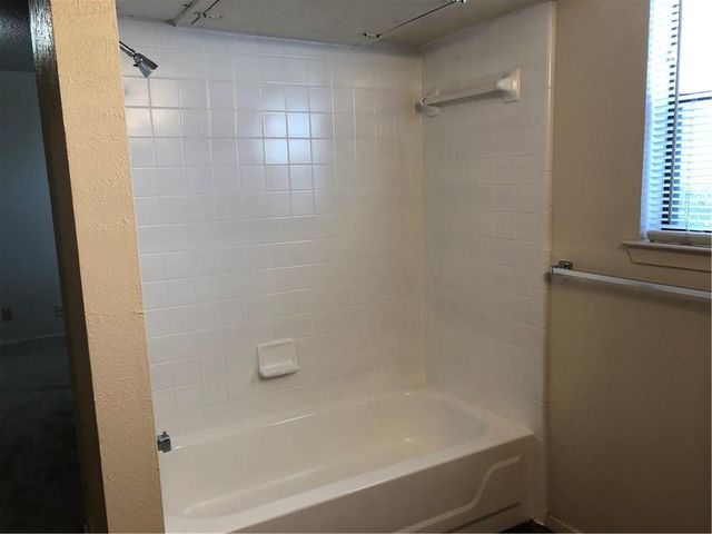 4405 Avenue A Ave 6, Austin, TX 78751