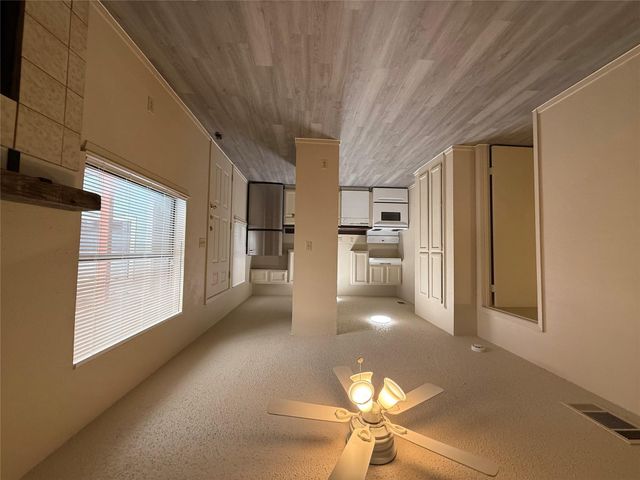 4405 Avenue A Ave 6, Austin, TX 78751