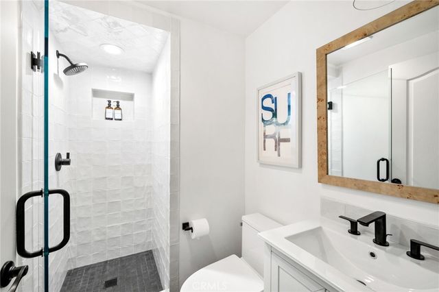 4104 Highland Avenue, Manhattan Beach, CA 90266