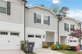 5321 Glade Park Drive, Lilburn, GA 30047