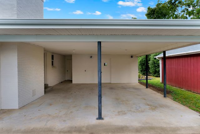 407 Dow Dr, Shelbyville, TN 37160