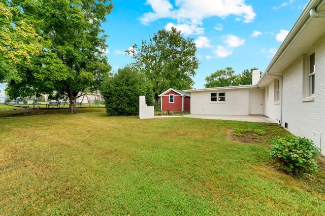 407 Dow Dr, Shelbyville, TN 37160