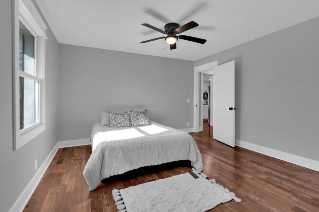 407 Dow Dr, Shelbyville, TN 37160