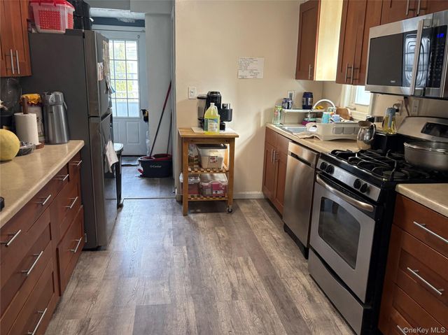 539 E State Street, Long Beach, NY 11561