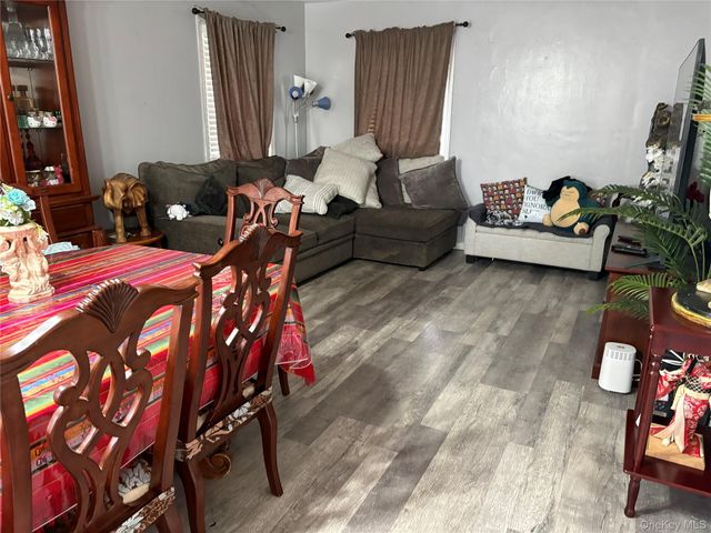 539 E State Street, Long Beach, NY 11561