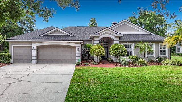 19128 CENTRE ROSE BOULEVARD, Lutz, FL 33558