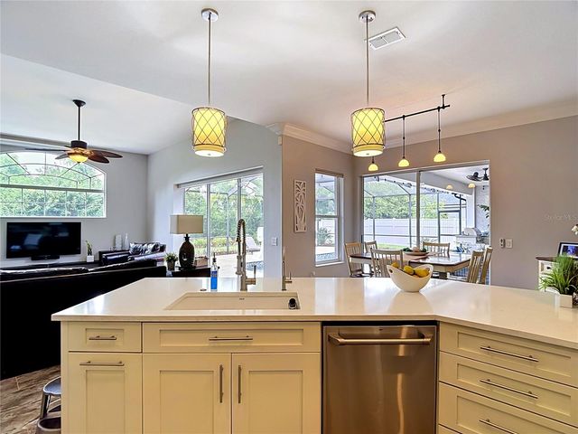 19128 CENTRE ROSE BOULEVARD, Lutz, FL 33558