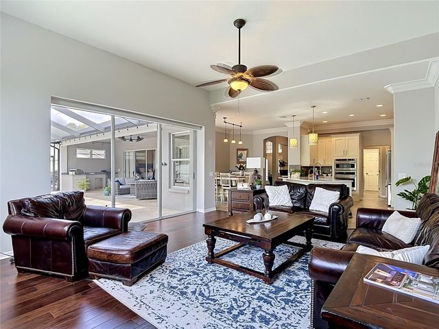 19128 CENTRE ROSE BOULEVARD, Lutz, FL 33558