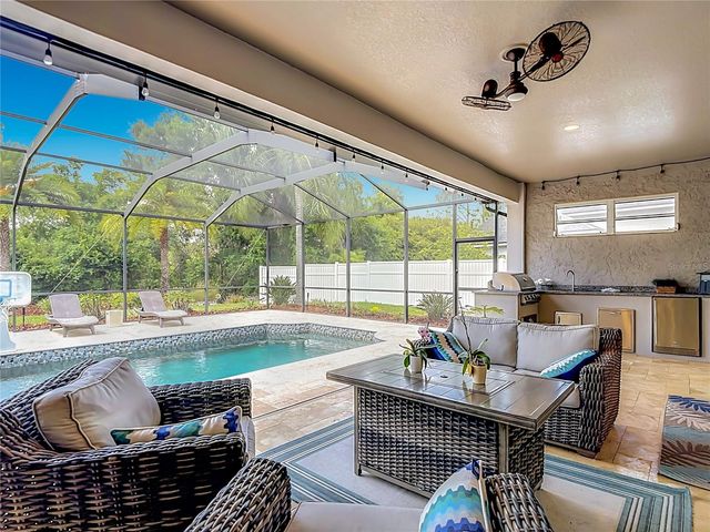 19128 CENTRE ROSE BOULEVARD, Lutz, FL 33558