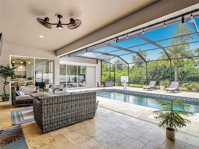 19128 CENTRE ROSE BOULEVARD, Lutz, FL 33558