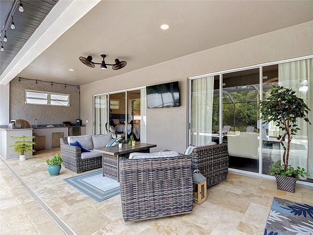 19128 CENTRE ROSE BOULEVARD, Lutz, FL 33558
