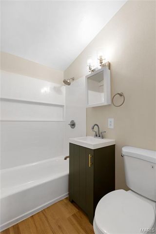 2004 W F Street, Belleville, IL 62226