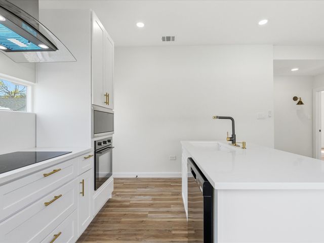 1719 May Street, Fort Worth, TX 76110