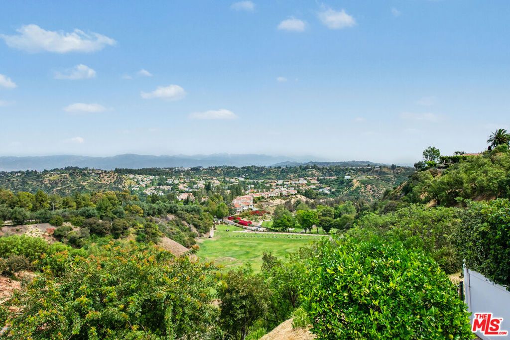 12544 The Vista, Los Angeles, CA 90049 — exterior