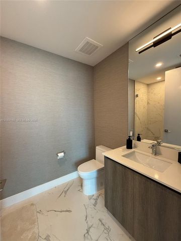 17550 Collins Ave 702, Sunny Isles Beach, FL 33160