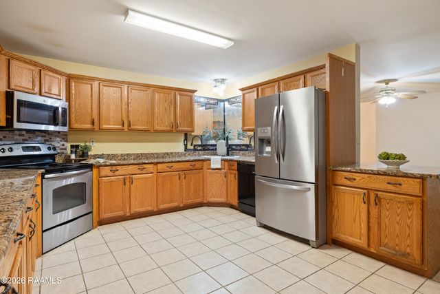 10735 Highway 182, Franklin, LA 70538