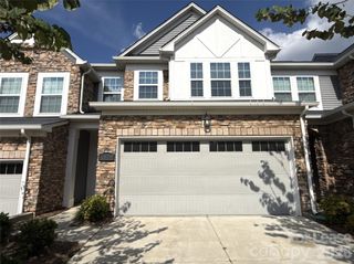 5848 Clan Maclaine Drive, Charlotte, NC 28278