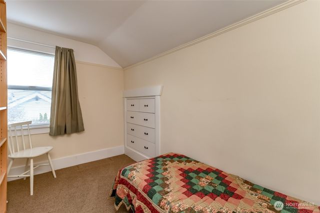 206 5th Avenue NW, Puyallup, WA 98371