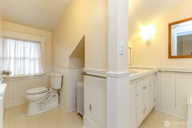 206 5th Avenue NW, Puyallup, WA 98371